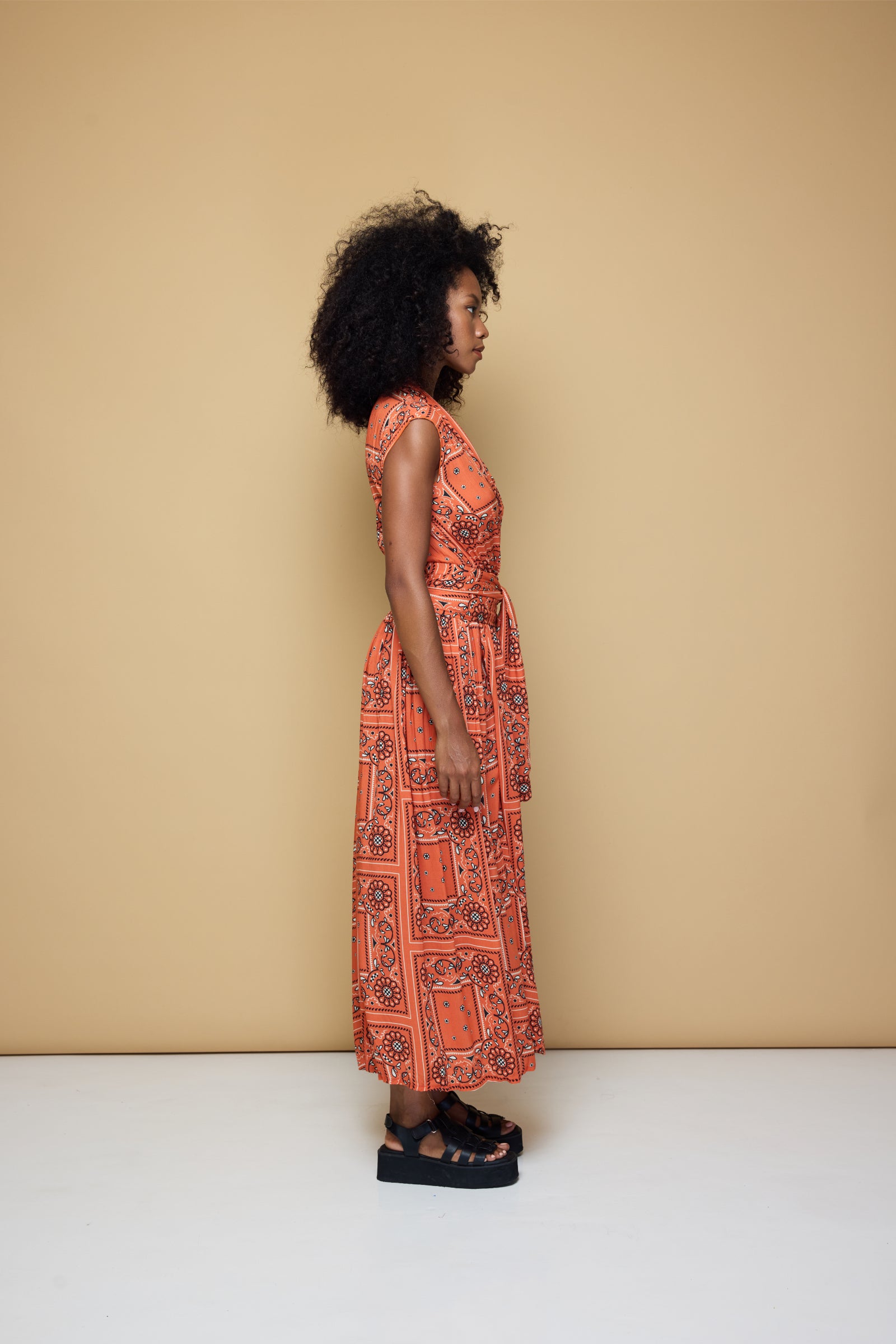THE POINT DRESS MAXI - BANDANA BLOOD ORANGE PRINT