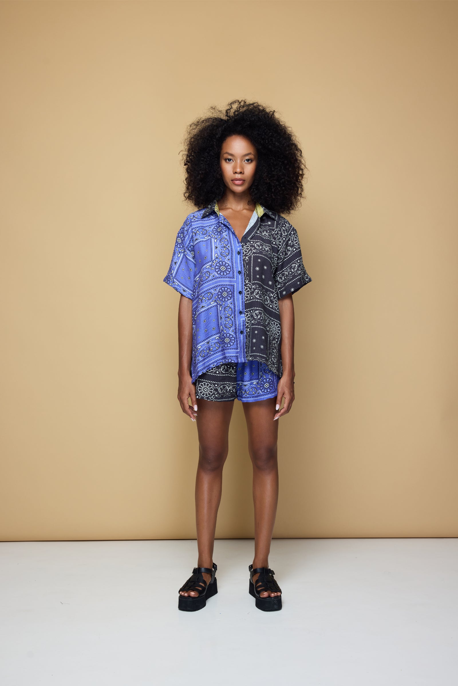 PATCHWORK SALLY DRAWSTRING SHORT - PATCHWORK BANDANA STATE PRINT BLUE/BLACK/LIME